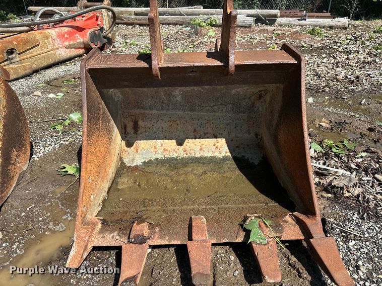 image for item ES6503 (2) excavator buckets