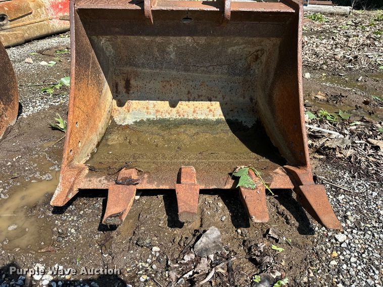 image for item ES6503 (2) excavator buckets