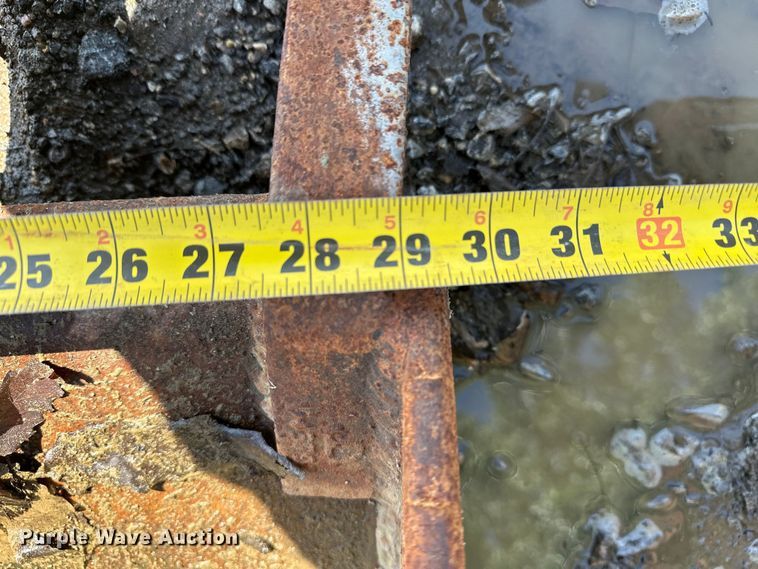 image for item ES6503 (2) excavator buckets