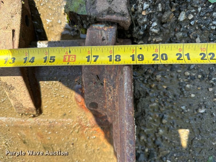 image for item ES6503 (2) excavator buckets
