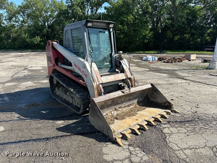 image for item ES6504 2012 Takeuchi TL250 tracked skid steer loader
