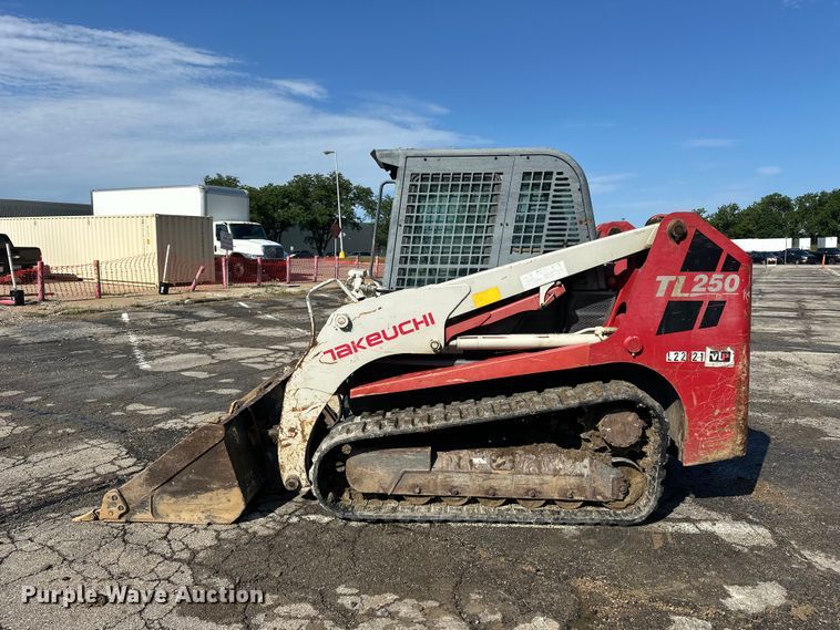 image for item ES6504 2012 Takeuchi TL250 tracked skid steer loader
