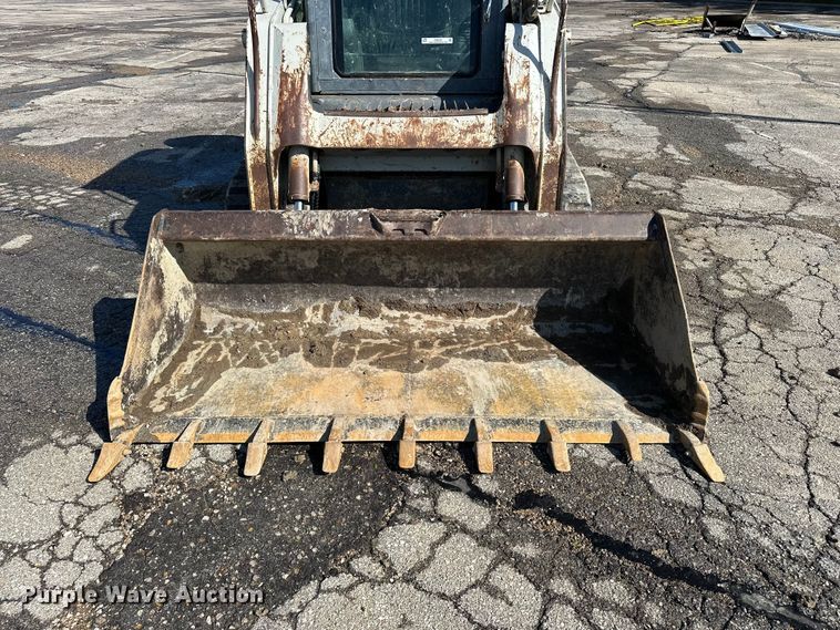 image for item ES6504 2012 Takeuchi TL250 tracked skid steer loader