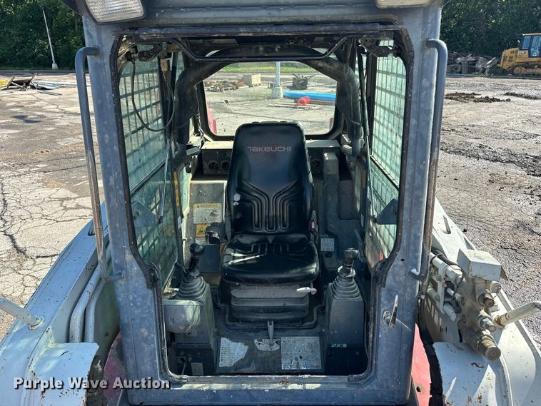 image for item ES6504 2012 Takeuchi TL250 tracked skid steer loader