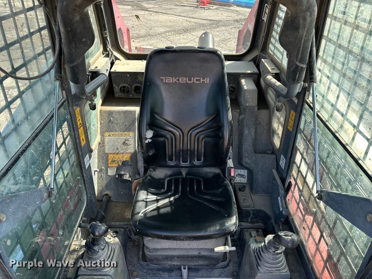 image for item ES6504 2012 Takeuchi TL250 tracked skid steer loader