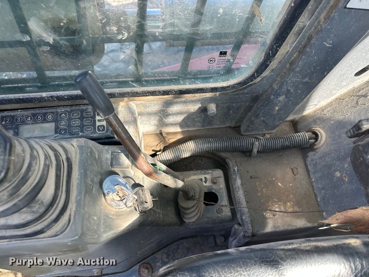 image for item ES6504 2012 Takeuchi TL250 tracked skid steer loader