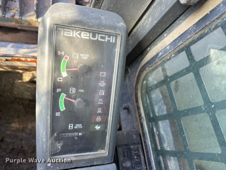 image for item ES6504 2012 Takeuchi TL250 tracked skid steer loader