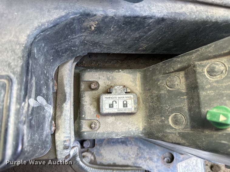 image for item ES6504 2012 Takeuchi TL250 tracked skid steer loader