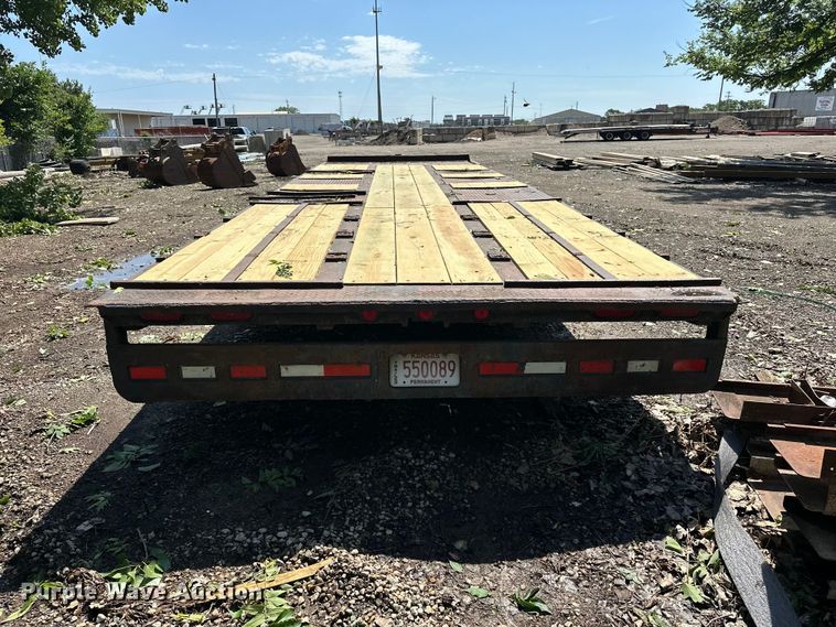 image for item ES6505 1997 Trail King tilt deck equipment trailer