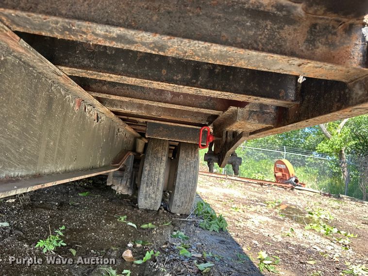 image for item ES6505 1997 Trail King tilt deck equipment trailer