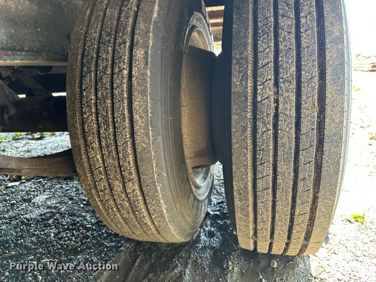 image for item ES6505 1997 Trail King tilt deck equipment trailer
