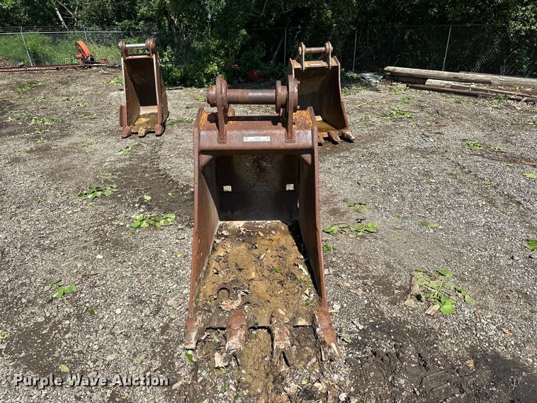 image for item ES6507 Excavator bucket