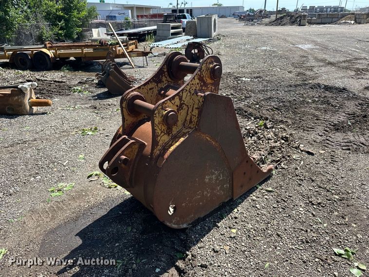 image for item ES6507 Excavator bucket