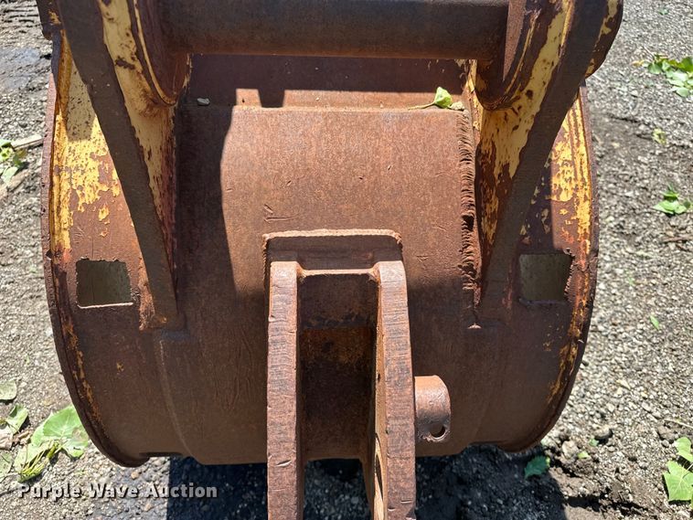 image for item ES6507 Excavator bucket