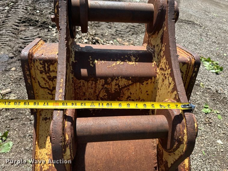 image for item ES6507 Excavator bucket