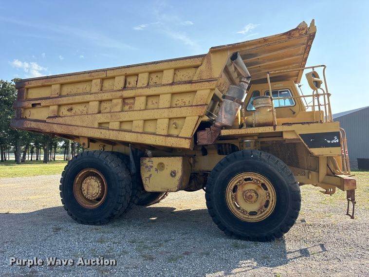 image for item ET0090 1990 Caterpillar 769C articulated haul truck