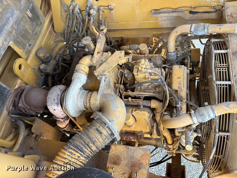 image for item ET0090 1990 Caterpillar 769C articulated haul truck
