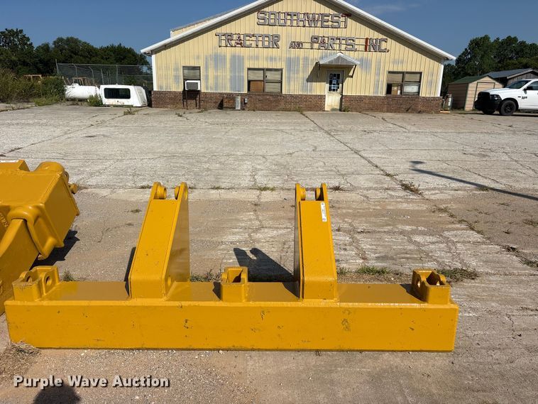 image for item ET0091 Dozer ripper frame