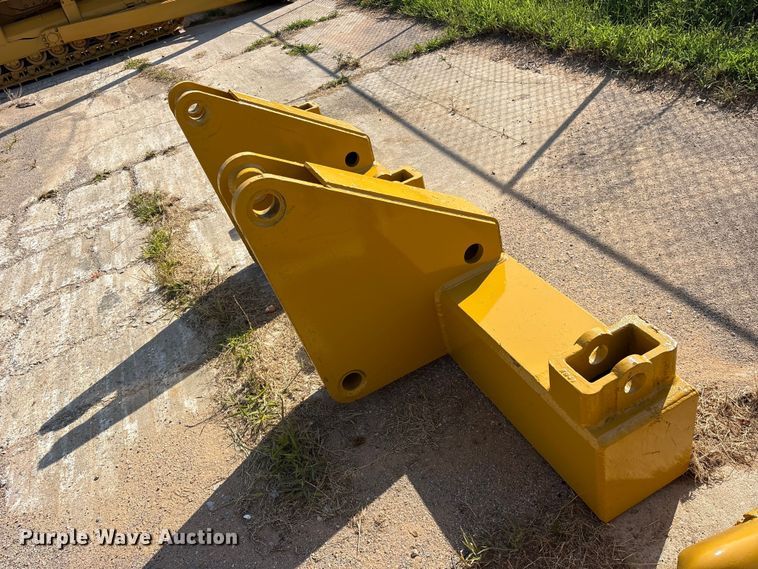 image for item ET0091 Dozer ripper frame