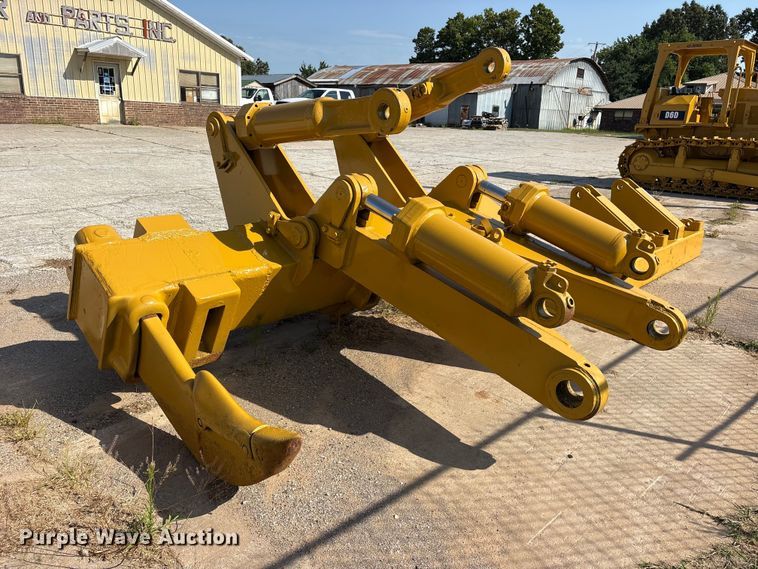 image for item ET0092 Dozer ripper