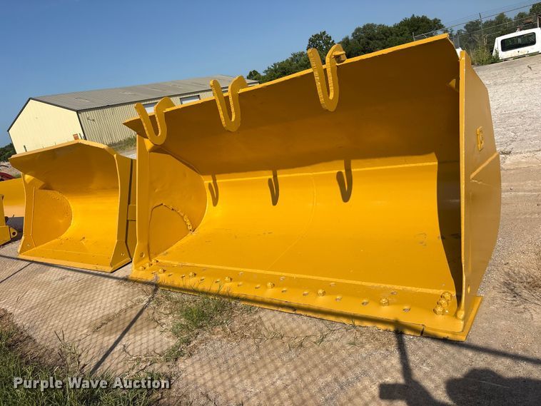 image for item ET0093 Balderson B66-5 wheel loader bucket