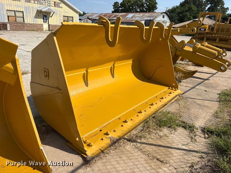image for item ET0093 Balderson B66-5 wheel loader bucket