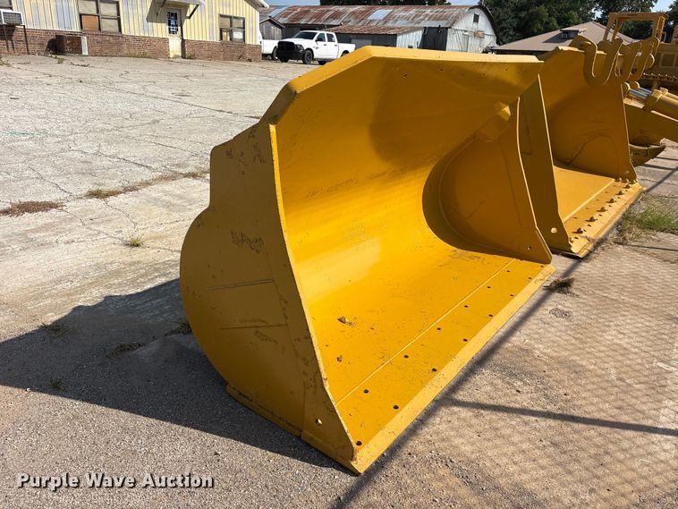 image for item ET0094 Wheel loader bucket
