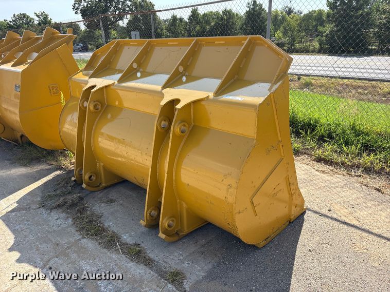 image for item ET0094 Wheel loader bucket