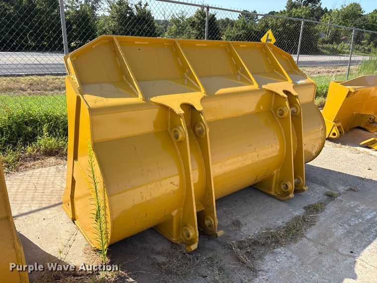 image for item ET0094 Wheel loader bucket
