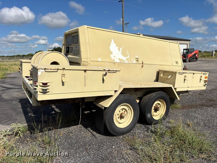 image for item ET0114 1985 Ingersoll Rand P-250-W-D-M-H268 air compressor