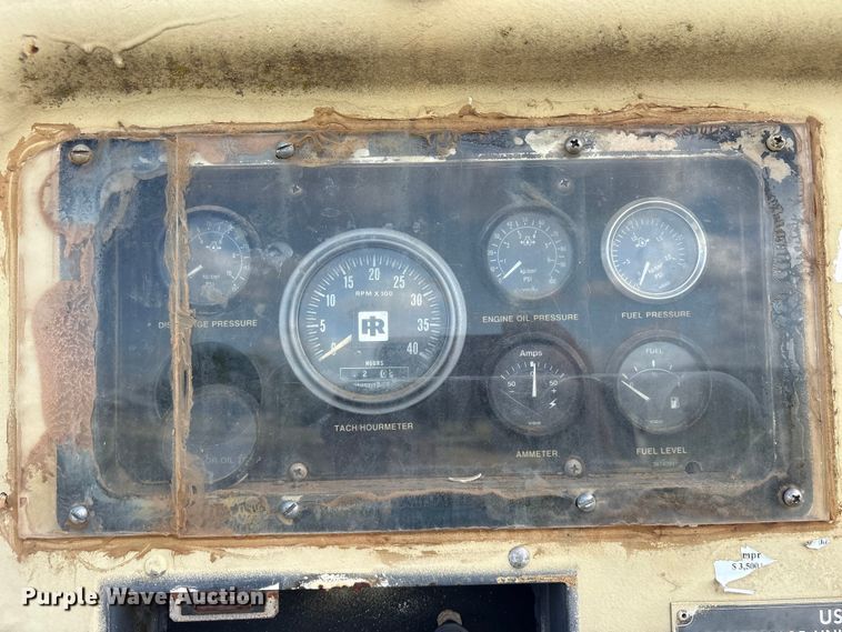 image for item ET0114 1985 Ingersoll Rand P-250-W-D-M-H268 air compressor