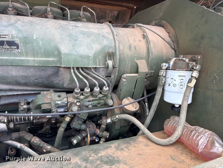 image for item ET0114 1985 Ingersoll Rand P-250-W-D-M-H268 air compressor