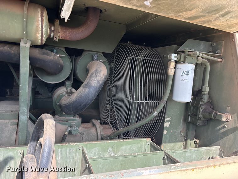 image for item ET0114 1985 Ingersoll Rand P-250-W-D-M-H268 air compressor