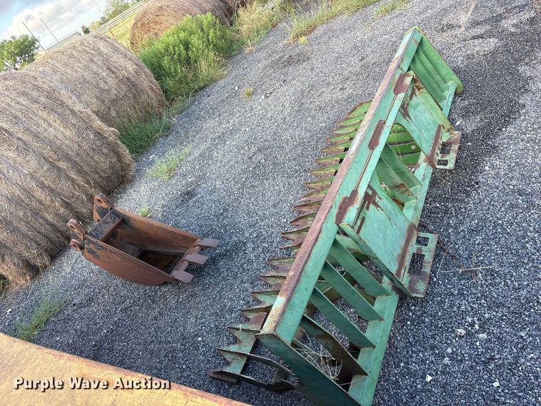 image for item ET0116 Skid steer and backhoe buckets