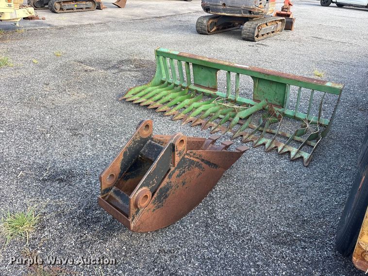 image for item ET0116 Skid steer and backhoe buckets