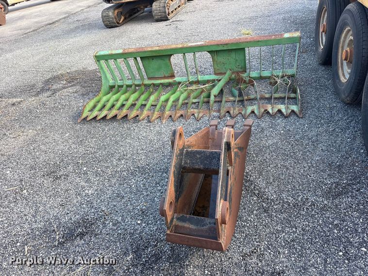 image for item ET0116 Skid steer and backhoe buckets