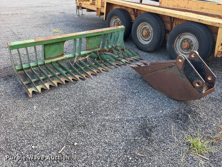 image for item ET0116 Skid steer and backhoe buckets