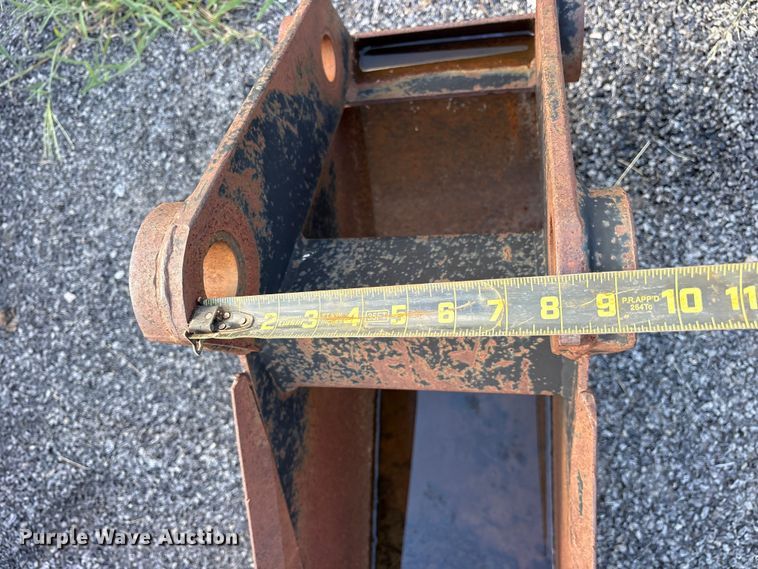 image for item ET0116 Skid steer and backhoe buckets