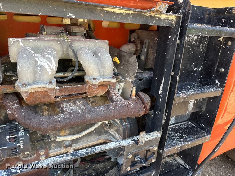 image for item ET0123 2015 JLG 4394RT scissor lift