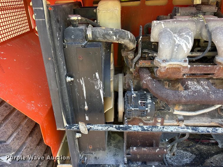 image for item ET0123 2015 JLG 4394RT scissor lift