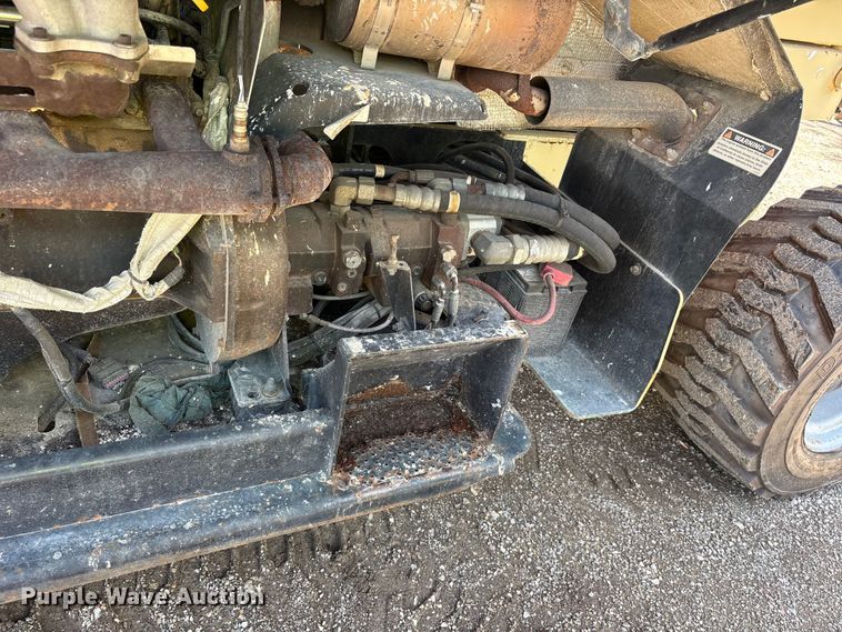 image for item ET0124 2007 JLG 4394RT scissor lift
