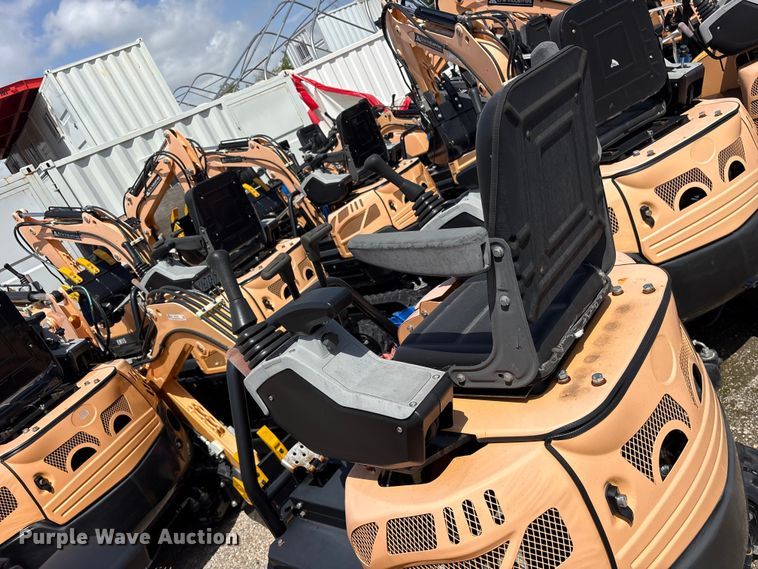 image for item ET0165 2024 Erie EM15 mini excavator