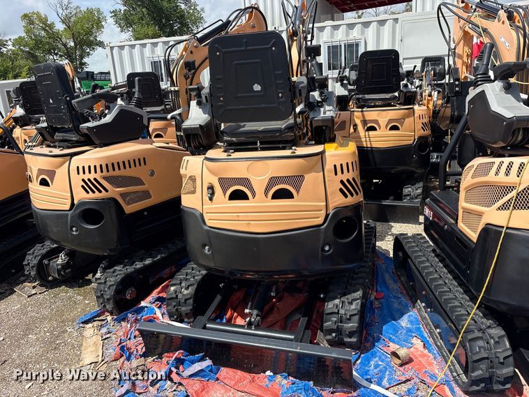 image for item ET0167 2024 Erie EM15 mini excavator