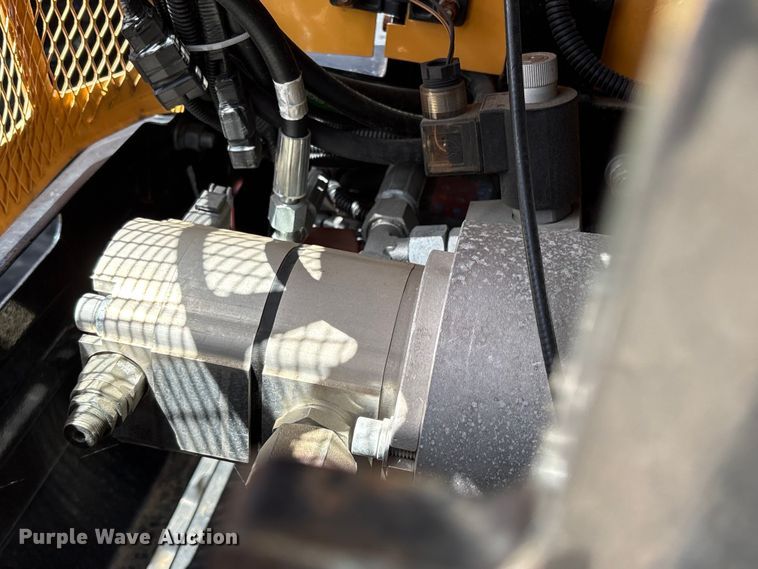 image for item ET0167 2024 Erie EM15 mini excavator
