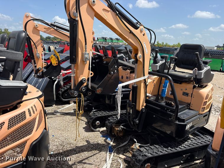 2024 Erie EM15 mini excavator