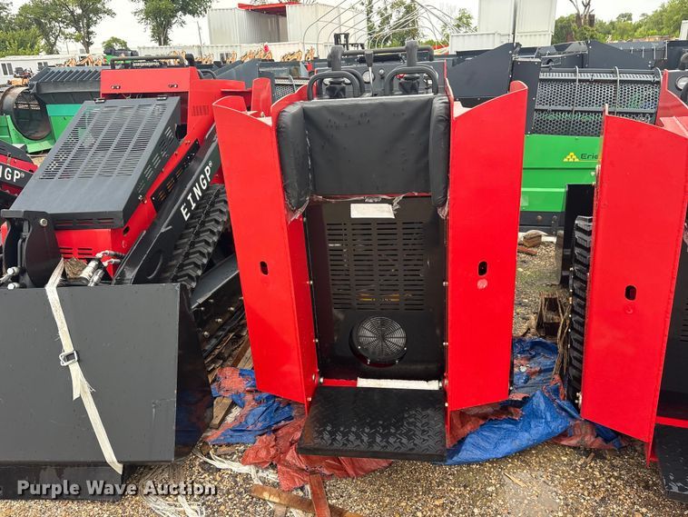 image for item ET0193 2024 Erie SCL850 compact utility loader
