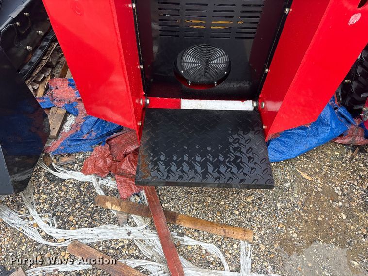 image for item ET0193 2024 Erie SCL850 compact utility loader