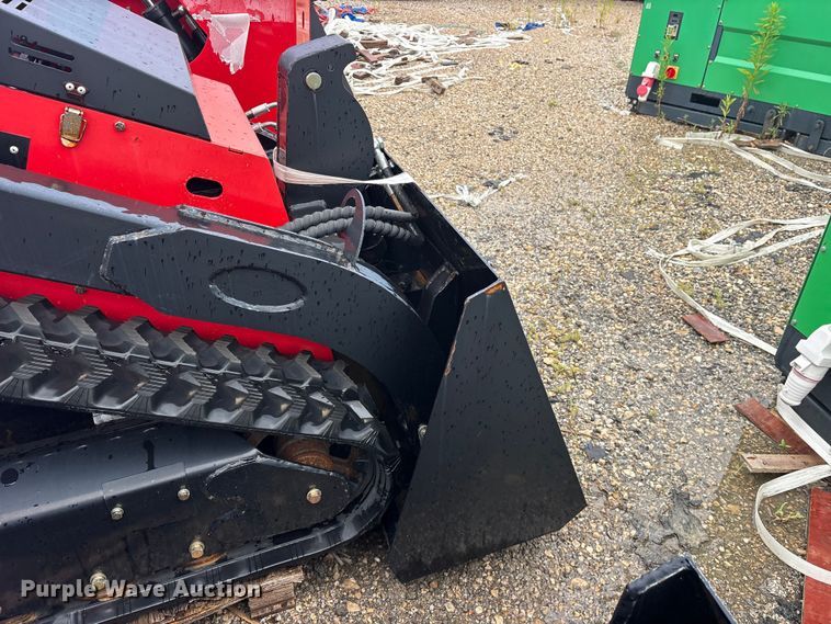 image for item ET0193 2024 Erie SCL850 compact utility loader