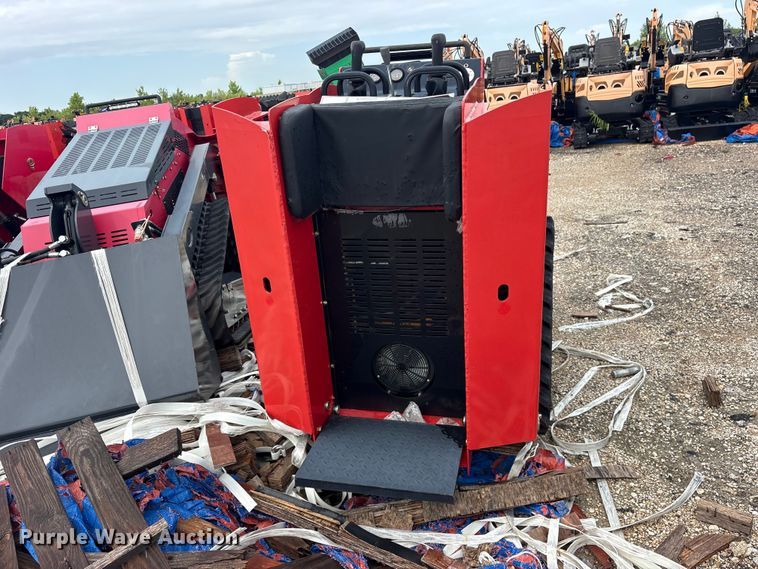 image for item ET0197 Erie SCL850 compact utility loader