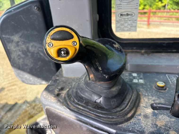 image for item ET0347 2018 Komatsu D65WX-18 dozer